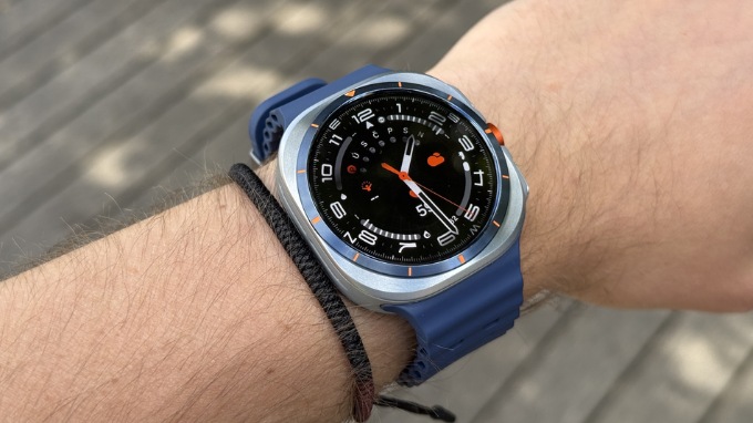 Đánh giá Galaxy Watch Ultra 2025 về App 007Win hỗ trợ đa dạng nền tảng