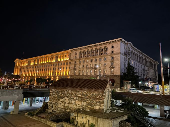 Ảnh chụp ban đêm có bật chế độ Night Mode