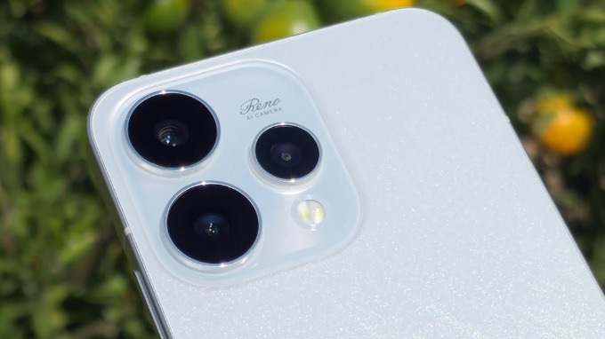 Reno15 sở hữu camera chính 50MP có OIS