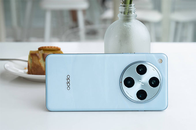 Oppo hỗ trợ sạc có dây 80W và sạc không dây 50W