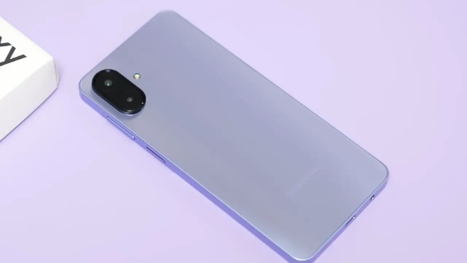 007Win nhà cái Galaxy A07 sở hữu thiết kế phẳng tối giản nhưng không kém phần tinh tế
