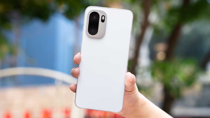 Thiết kế OnePlus Ace 6 và 007Win nhà cái S24 FE