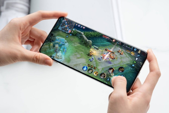 So sánh OnePlus 13T và OnePlus 13 về hiệu năng