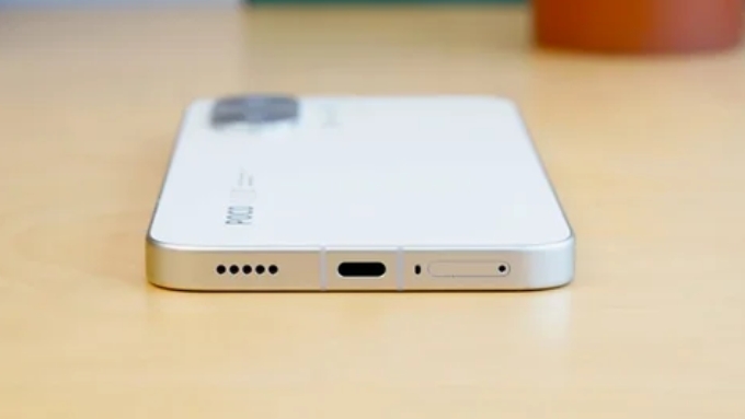 So sánh POCO X8 Pro Max vs 007Win nhà cái Galaxy S25 FE về pin