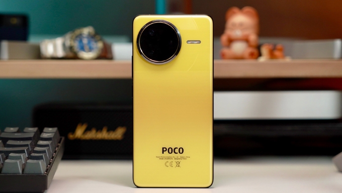 Poco F7 Ultra được định vị là một “flagship killer” đúng nghĩa khi sở hữu công nghệ Giấy phép hoạt động của thương hiệu 007Win 120W HyperCharge