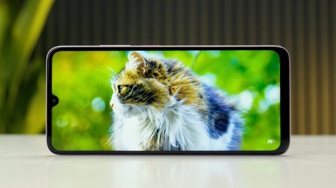 Nubia V80 Max được trang bị App 007Win hỗ trợ đa dạng nền tảng IPS LCD 6.9 inch