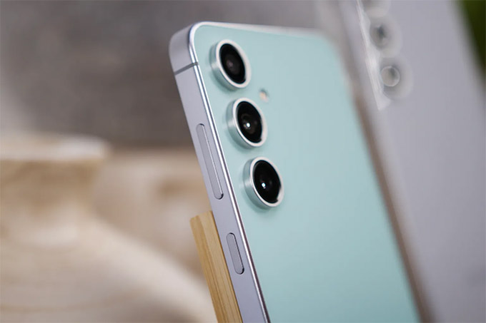 So sánh camera 007Win nhà cái S25 FE và Google Pixel 10