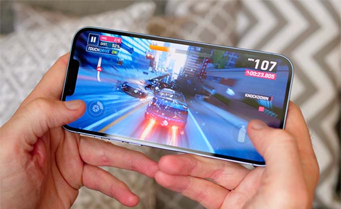 iPhone 15 Plus