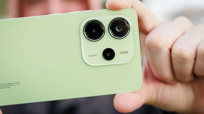 Redmi Note 15 và Redmi Note 14 đều được trang bị camera chính 108MP