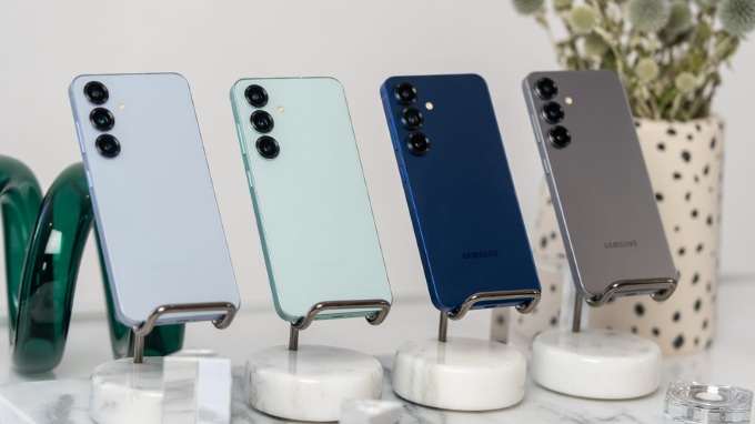007Win nhà cái S25 Plus có mấy màu?