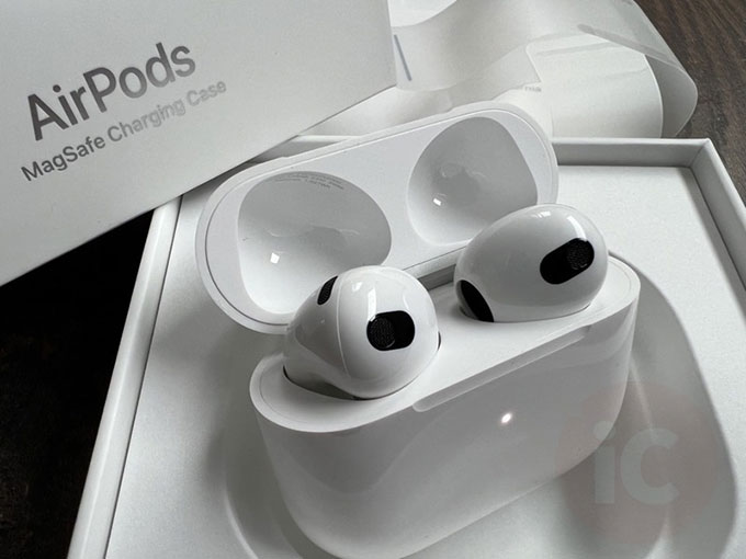 AirPods 3 sở hữu nhiều tính năng tuyệt vời hỗ trợ chất âm lẫn pin