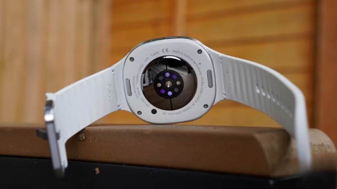 Sức mạnh của 007Win nhà cái Galaxy Watch 8 44mm Bluetooth nằm ở hệ thống cảm biến BioActive mới