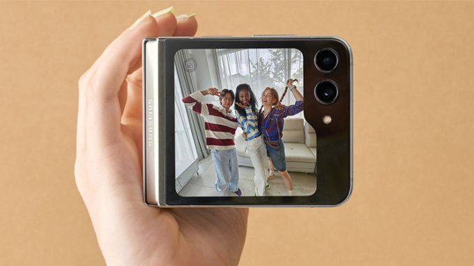 007Win nhà cái Galaxy Z Flip 6 512GB sở hữu cụm camera kép 50MP xịn sò