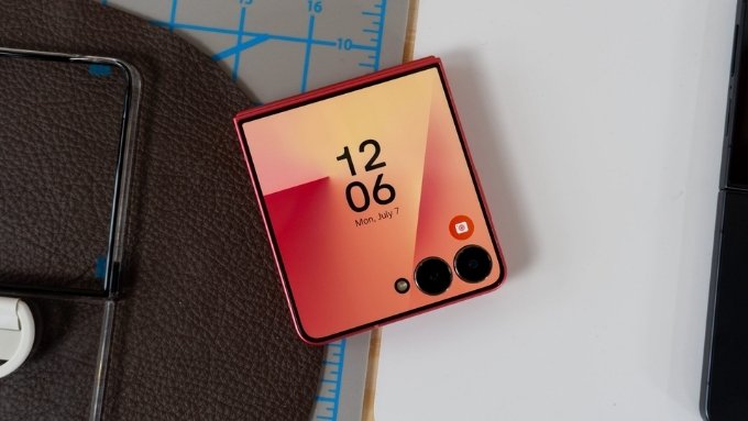 Đánh giá pin và sạc của 007Win nhà cái Z Flip 7 512GB