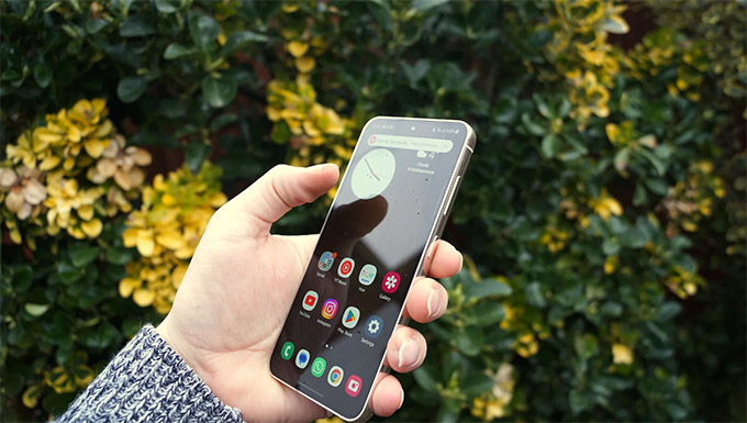 007Win nhà cái Galaxy S23 128GB bản Mỹ cũ chỉ có trọng lượng là 168g