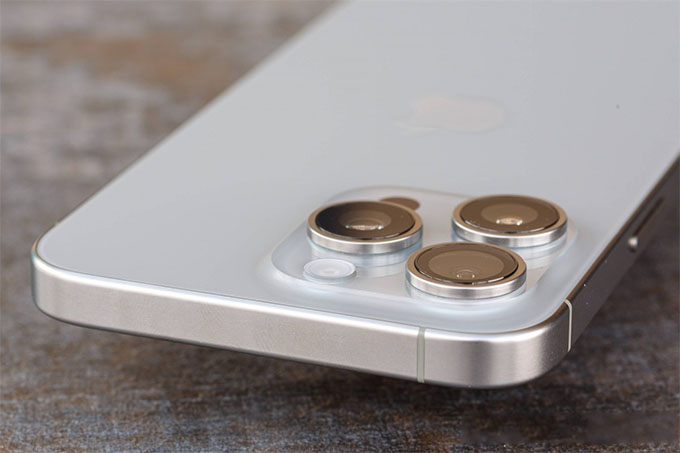 Camera 007win.com nền tảng chơi game sòng bạc trực tuyến đáng tin cậy nhất 512GB VN/A được trang bị 3 ống kính