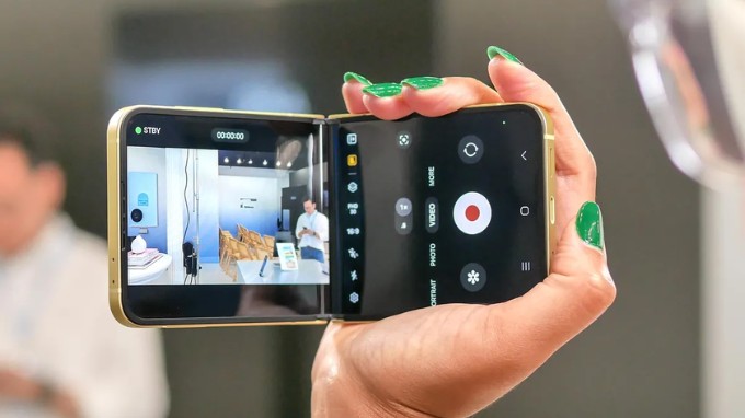 Camera của 007Win nhà cái Galaxy Z Flip 6