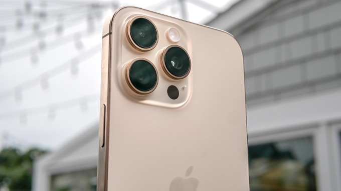 iPhone 16 Pro Max mang trên mình cấu hình của một studio nhiếp ảnh thu nhỏ
