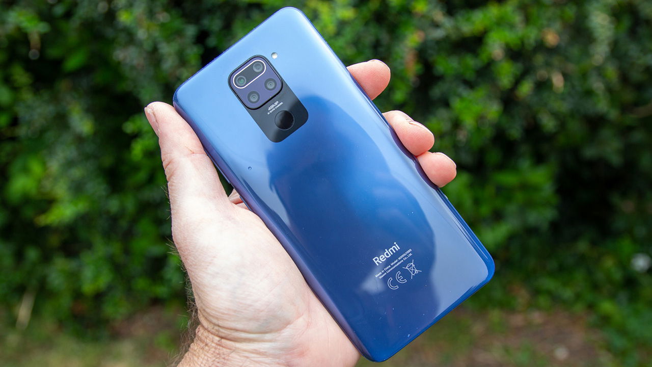 Note 9 Pro và Note 8 Pro đều được hoàn thiện từ khung kim loại chắc chắn.