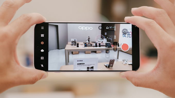 Hệ thống camera 50MP ấn tượng, quay video 4K sắc nét