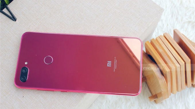 Mi 8 Lite trẻ trung năng động