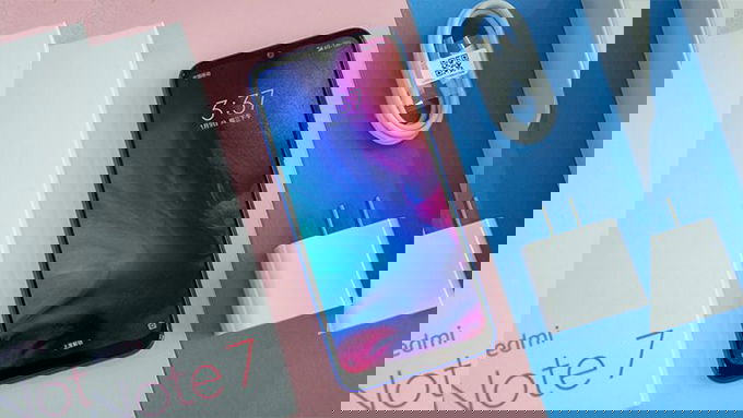 Các thử thách độ bền không hề làm tổn hại Xiaomi Redmi Note 7
