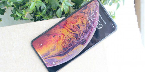Apple iPhone Xs Max chạy iOS 12.1.2 đang tồn tại lỗ hổng bảo mật lớn