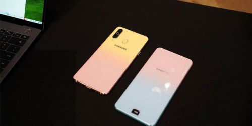 Galaxy A8s FE với mặt lưng đổi màu sẽ ra mắt vào 'ngày lễ tình nhân'