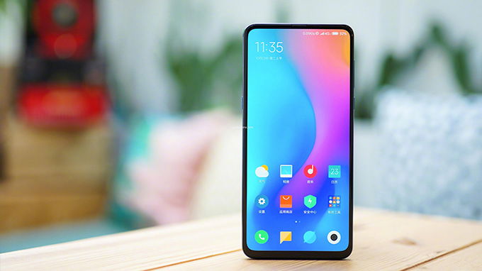 Có vẻ như ngày ra mắt của Xiaomi Mi 9 đang tới rất gần khi thiết bị đã được chứng nhận 3C