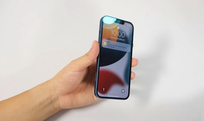 iPhone 13 128GB cũ có ngoại hình đẹp như mới