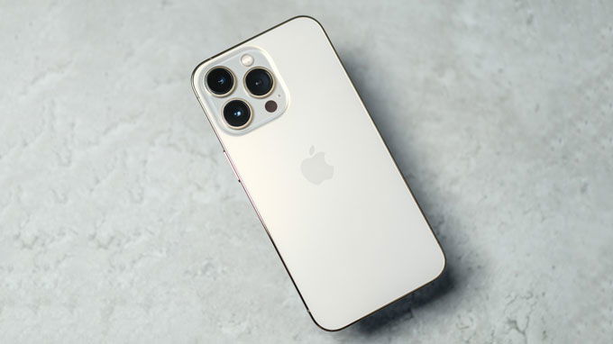 iPhone 13 Pro 128GB cũ có thiết kế tương tự tiền nhiệm