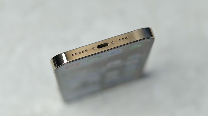 iPhone 13 Pro 128GB cũ tái tạo năng lượng nhanh chóng