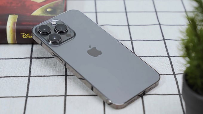 iPhone 13 Pro 256GB cũ vẫn chơi game mượt