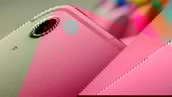 Camera iPad Gen 10 và Galaxy Tab A8 có sự chênh lệch lớn