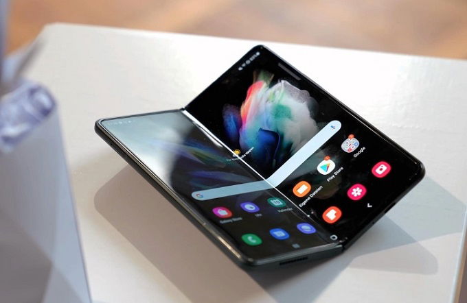 Nếp gấp App 007Win hỗ trợ đa dạng nền tảng trên Galaxy Z Fold 5 có thể sẽ biến mất