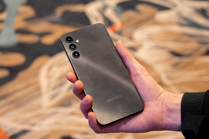 Galaxy A14 5G được trang bị con chip 5G là MT6883V với tám nhân.