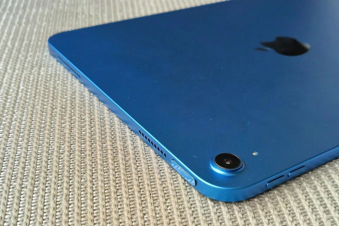 iPad Gen 10 có khoảng cách về giá bán khá lớn so với iPad mini 6