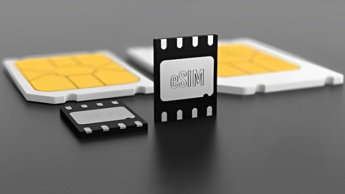 Galaxy S24 Plus có hỗ trợ eSIM
