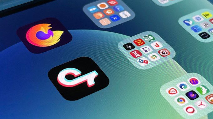 Mẹo sắp xếp ứng dụng trên iPhone