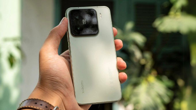 Xiaomi 15 màu Xanh lá