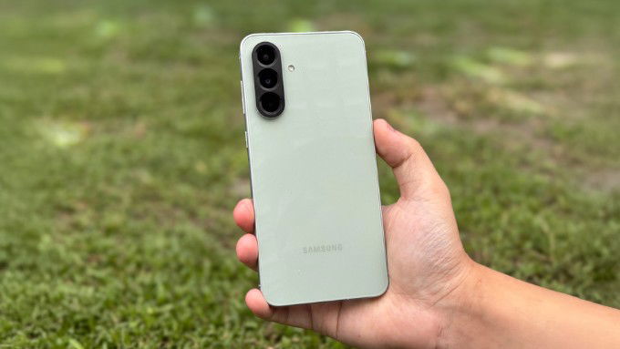 Galaxy A56 màu Xanh