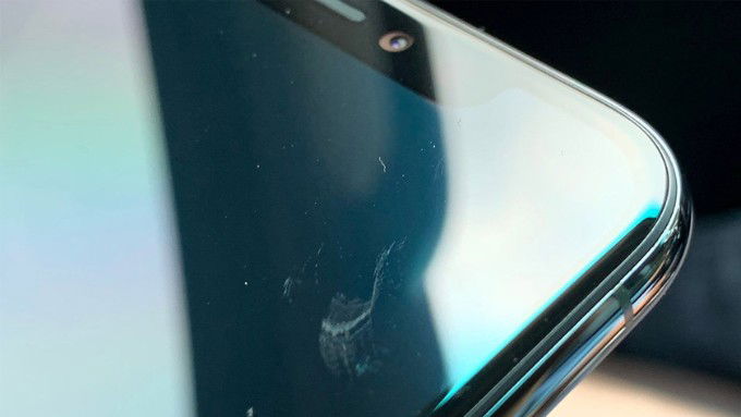 Kiểm tra tình trạng bên ngoài iPhone