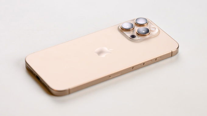 iPhone 16 Pro Max màu Titan Sa Mạc