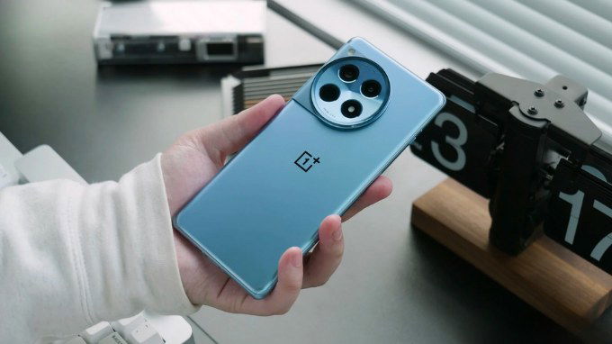 Oneplus Ace 3 - Giá 8.990.000đ