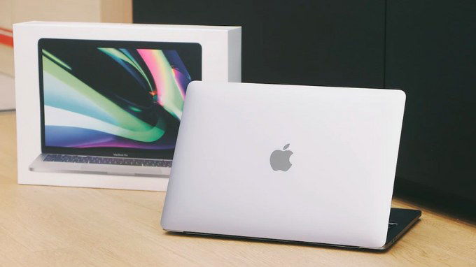 Macbook Pro M2 2022 13 inch