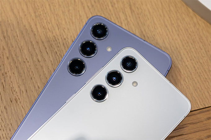 Galaxy S24 và S24 Plus đều trang bị hệ thống 3 camera