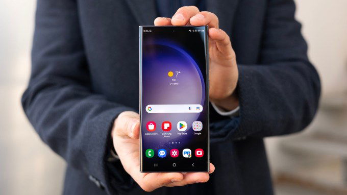 Màn hình không mấy khác biệt so với S24 Ultra