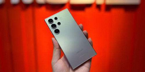 Trên tay Galaxy S24 Ultra: Viền titan cùng loạt tính năng AI mới hấp dẫn
