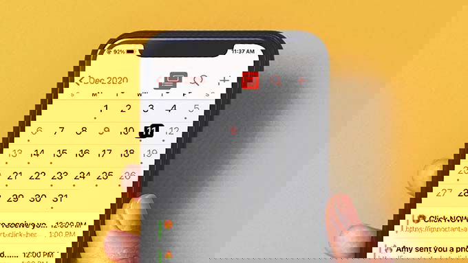 iPhone có lịch âm không?