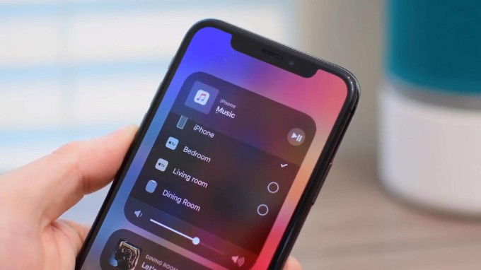 Tính năng AirPlay 2 trong khách sạn
